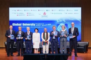 6張-Session-3-wide-shot2-Medium