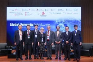 6張-Session-6-wide-shot2-Medium